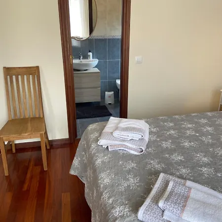 La Higuera De Ruiloba Comillas * Casasola
