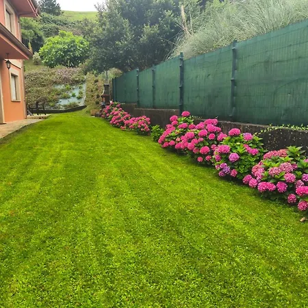 Comillas Chalet La Higuera on Comillas beach Сasa de vacaciones *