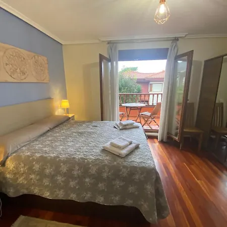 Сasa de vacaciones Comillas Chalet La Higuera on Comillas beach