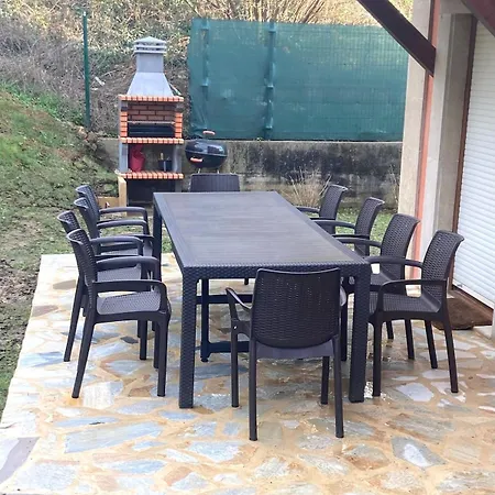 Сasa de vacaciones Comillas Chalet La Higuera on Comillas beach